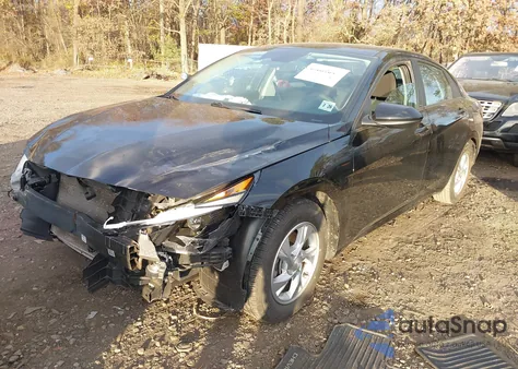 2021 Hyundai Elantra Se z USA, uszkodzony, nr VIN KMHLL4AG9MU124124